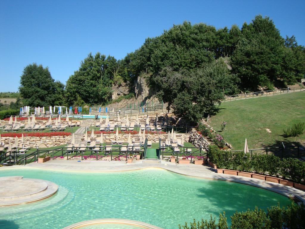 Residence Terme Di Sorano Luaran gambar
